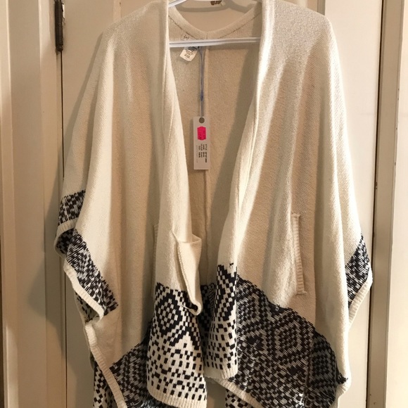 Gentle Fawn Mirith Komono - Picture 1 of 4